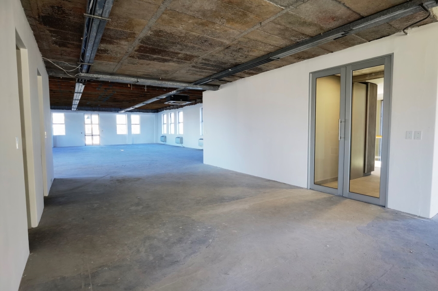 To Let commercial Property for Rent in Rondebosch Western Cape